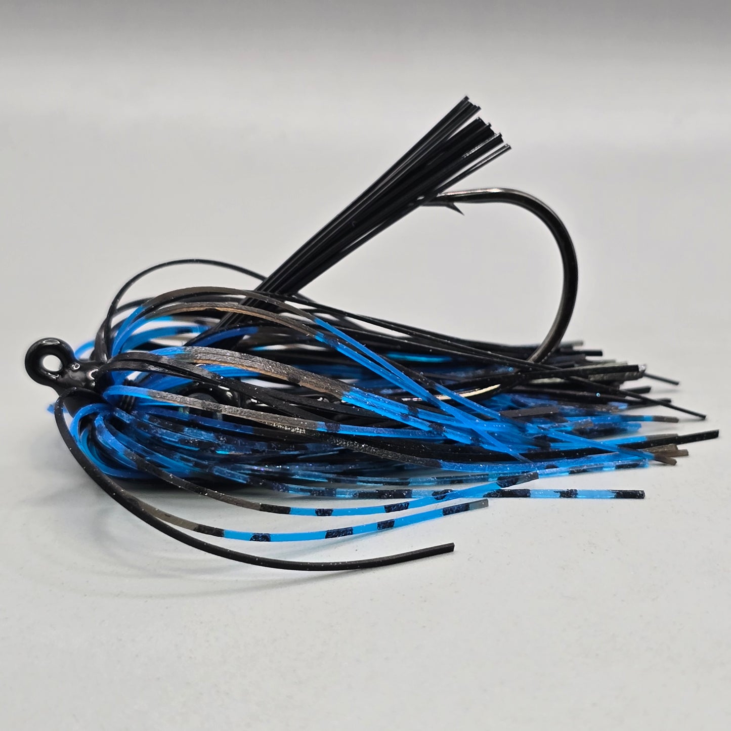 Hog Farmer Epitome Hidden Weight Swim Jig – Heavy-Duty Swim Jig