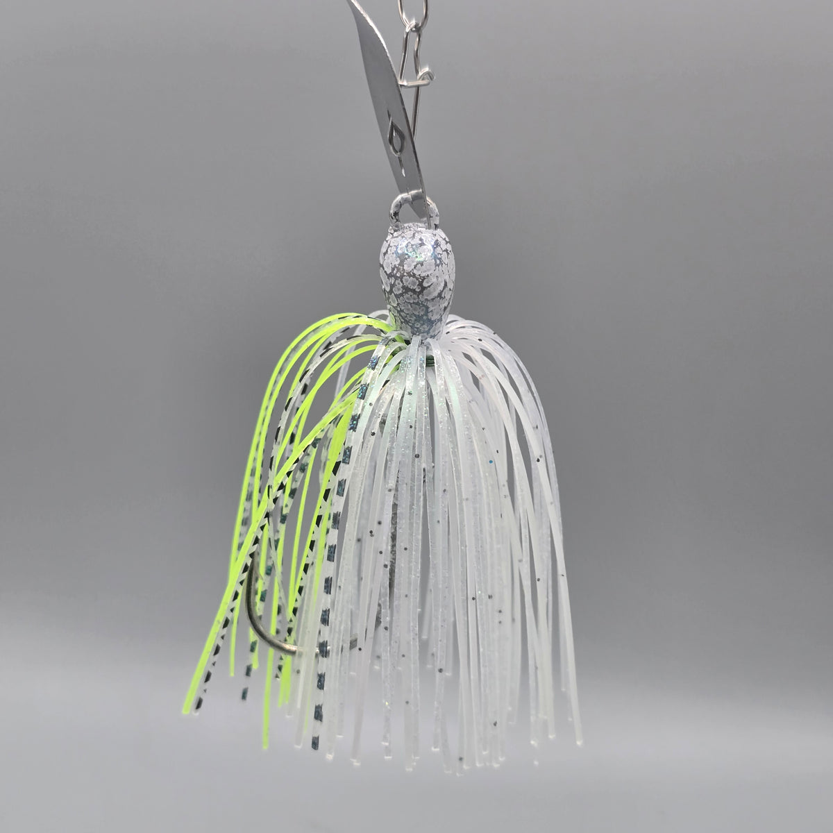 Brazalo Strutter 2.0 Bladed Jig – Direct Connect Vibration Jig