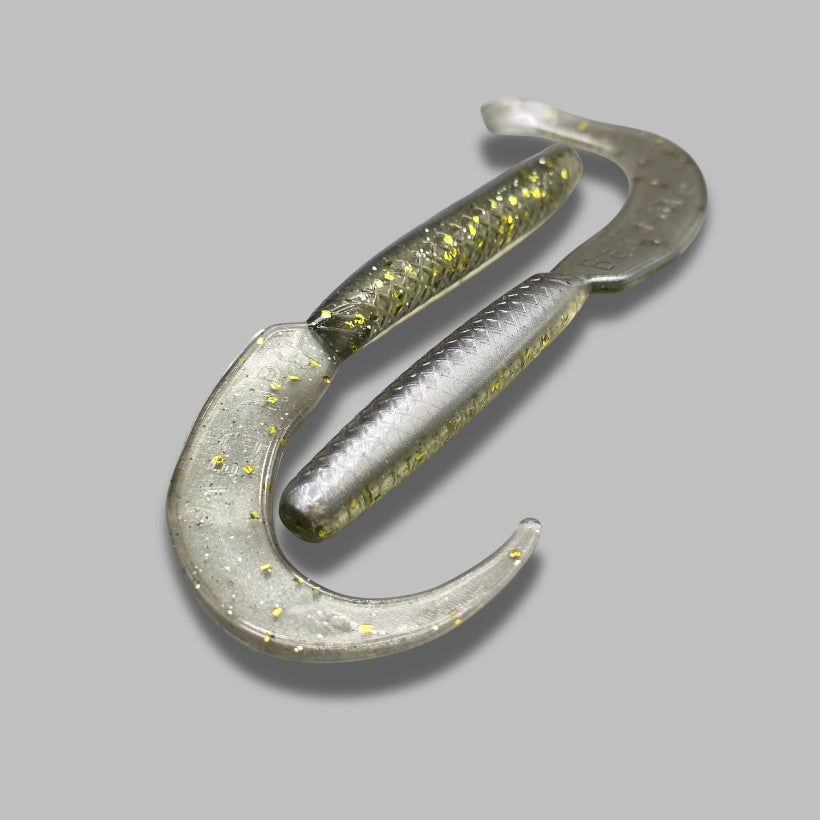 Bait Cave Saber Tail – Curved Blade Trailer With Low-Drag Action