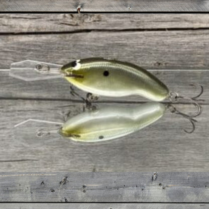 Black Label Tapout Jr balsa crankbait with coffin bill for deep diving bass fishing